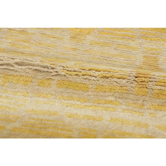 Contemporary Moroccan Style Rug in Golden Hues, by Rug & Kilim, India For Sale In New York - Image 6 of 9
