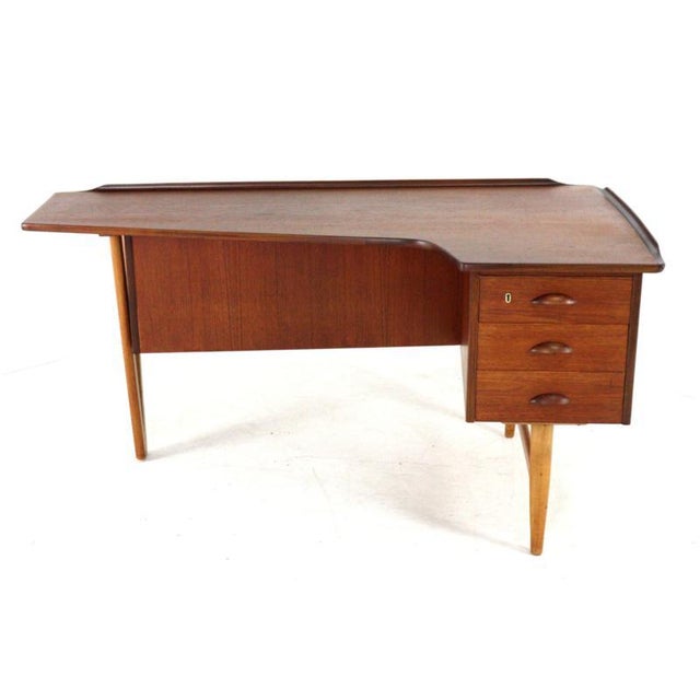 Boomerang Desk by Peter Løvig Nielsen for Hedensted Møbelfabrik For Sale - Image 13 of 16