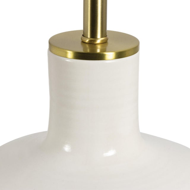 Contemporary Sabina Ceramic Table Lamp For Sale - Image 3 of 7