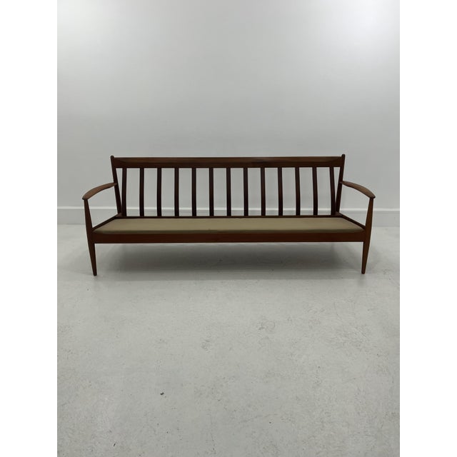 FD 118 Teak Sofa by Grete Jalk for France & Daverkosen, 1950s For Sale - Image 10 of 14