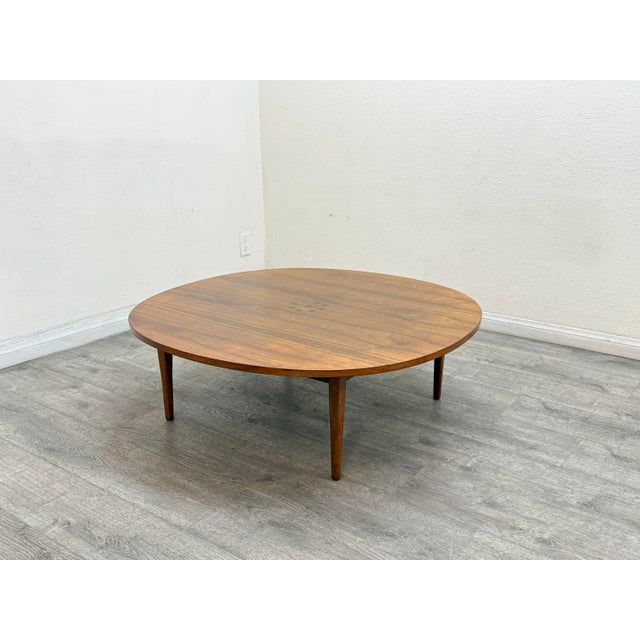 Wood Mid Century Modern Coffee Table For Sale - Image 7 of 10