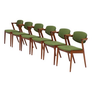 Model 42 Dining Chairs in Teak and Green Fabric by Kai Kristiansen for Schou Andersen, Denmark, 1960s, Set of 6 For Sale