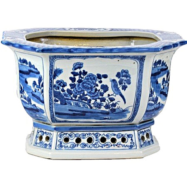 Chinoiserie Contemporary Large Chinoiserie Blue & White Botanical Jardiniere For Sale - Image 3 of 4