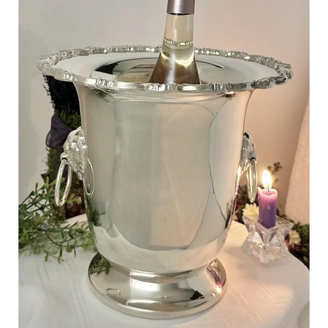 This is for a lovely Leonard Silver Company Vintage Silver plated Champagne Bucket / Ice Bucket or Wine Chiller. This...