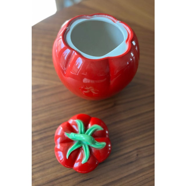 Figurative 1940s Kitchen Parade Ripe Tomato Lidded Cookie Jar For Sale - Image 3 of 9