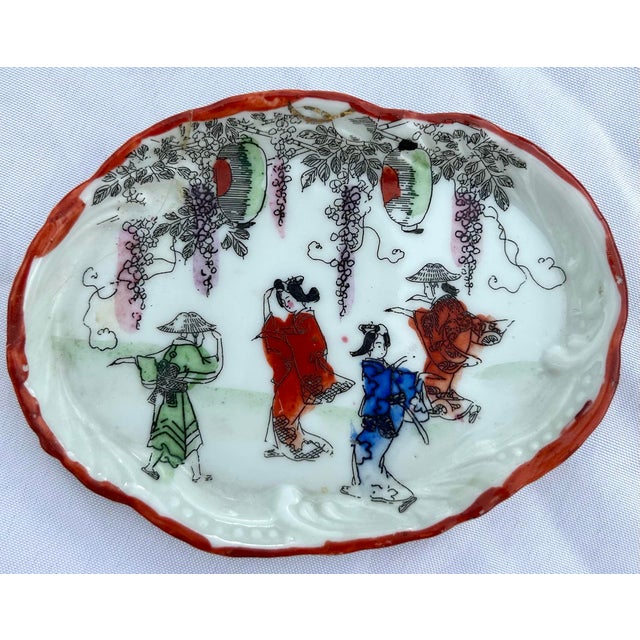 Ceramic 1920’s Antique Japanese Chinoiserie Hand Painted Traditional Geisha Girl & Pagoda Plates & Small Bowls - A 26 Piece Set For Sale - Image 7 of 12