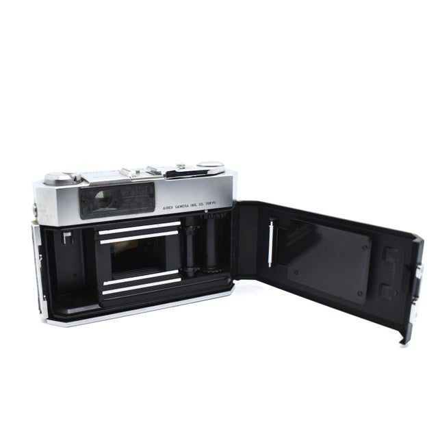 Mid Century Modern Aires Viscount H Coral Rangefinder Camera For Sale - Image 9 of 9