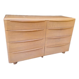 Mid-Century Modern Heywood-Wakefield 8-Drawer Lowboy Dresser For Sale