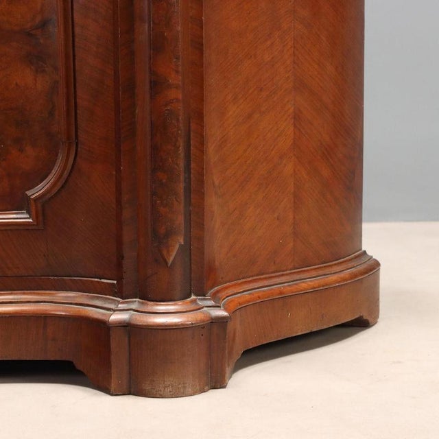 Wood Umbertina Credenza in Walnut and Walnut Burl For Sale - Image 7 of 10