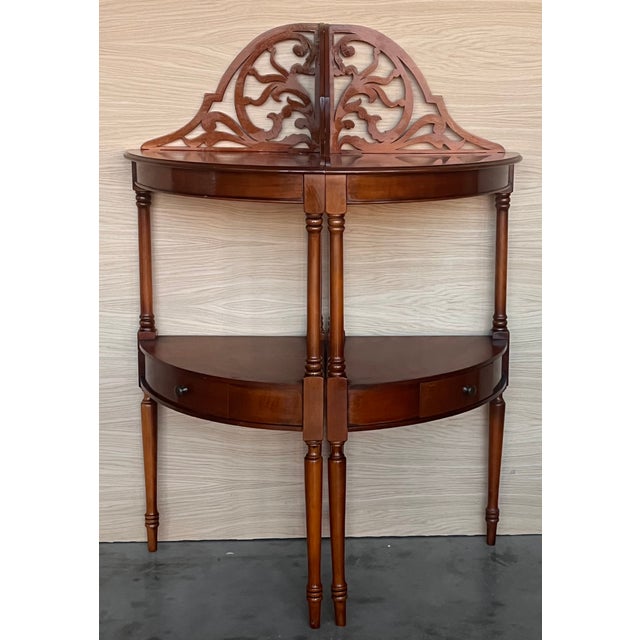 Traditional Early 20th Century Federal Style Mahogany Corner Etagere With Drawer For Sale - Image 3 of 11