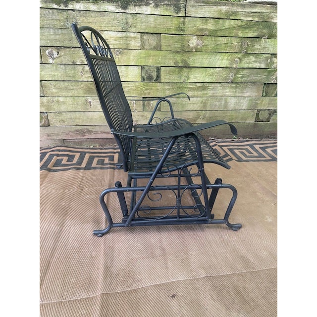 Metal 1980s Woodard Style Wrought Iron Swinging Bench For Sale - Image 7 of 10