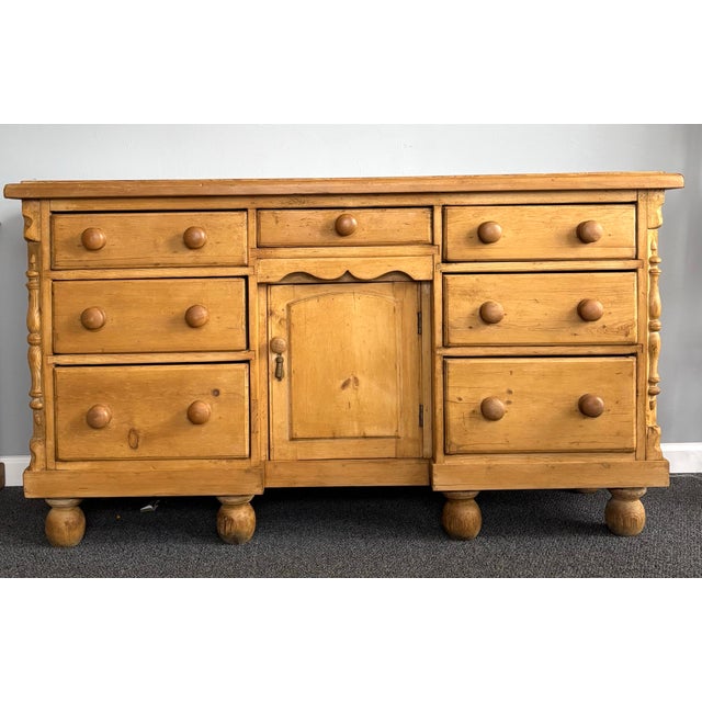 19th Century English Pine Dresser Base For Sale - Image 9 of 10