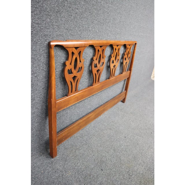 Traditional Henkel Harris Cherry Queen Headboard For Sale - Image 3 of 7