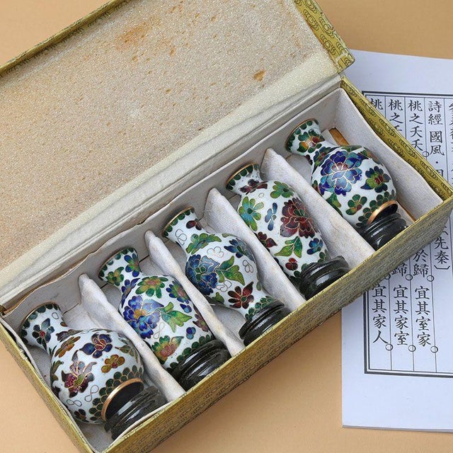 Asian Set of 5 Vintage Cloisonné Enamel Miniature Vases – Silver-Blue Technique, Floral Motif For Sale - Image 3 of 8