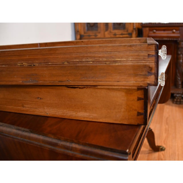 1860s Antique Federal Flame Mahogany Drop-Leaf Table / Sofa Table For Sale - Image 11 of 18