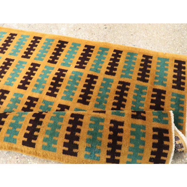 Galerie Shabab Collection Mid-20th Century Handmade Turkish Anatolian Art Deco Style Runner For Sale - Image 9 of 10