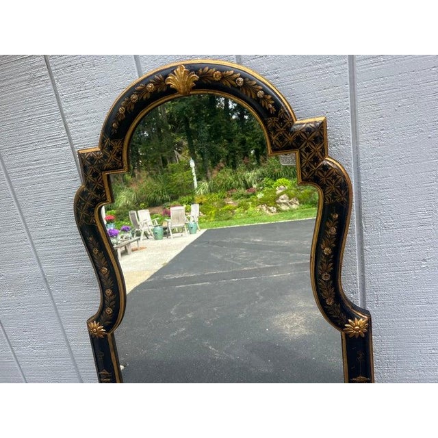 Elegant Chinoiserie Black and Gold Mirror For Sale In New York - Image 6 of 18