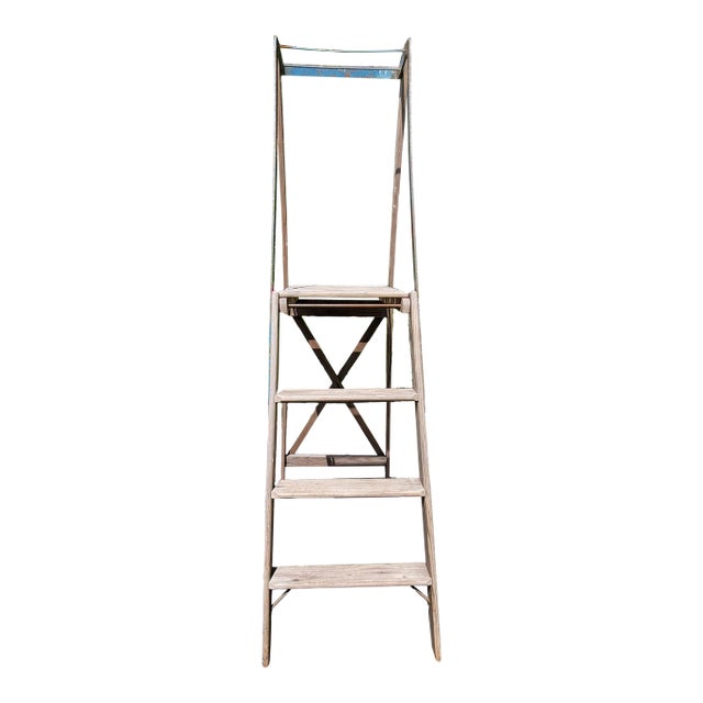 Early 20th Century Vintage Ladder With Platform, Goshen Manufacturing Co. For Sale