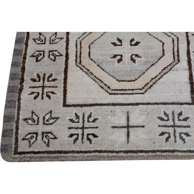 Traditional Oushak Hand Knotted Wool Rug, 2'9"x12'2" For Sale - Image 3 of 5