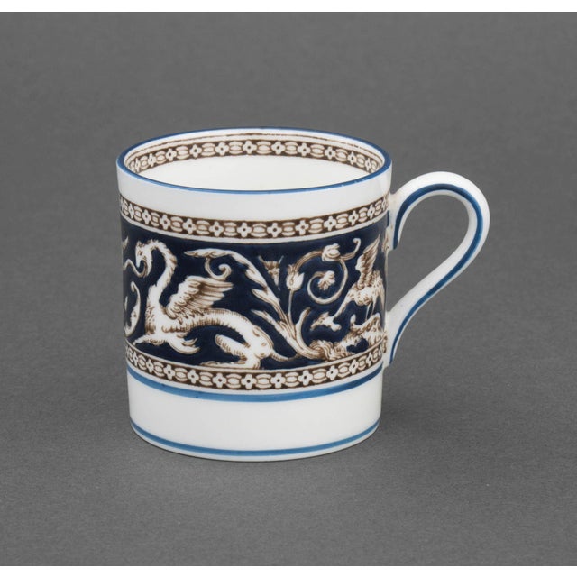 Late 20th Century Wedgwood "Florentine" Porcelain Service, 156 Pcs. For Sale - Image 17 of 18