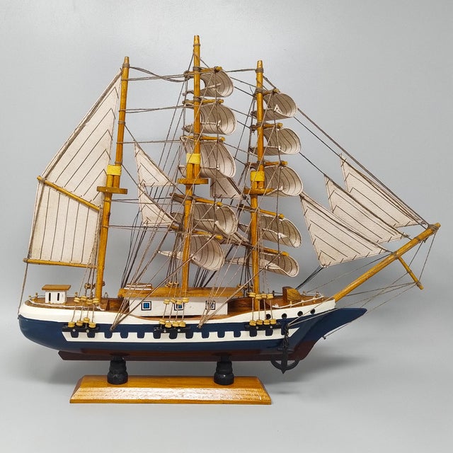 1970s Circa Victoria 1828 Model Ship, England, 1970s For Sale - Image 5 of 9