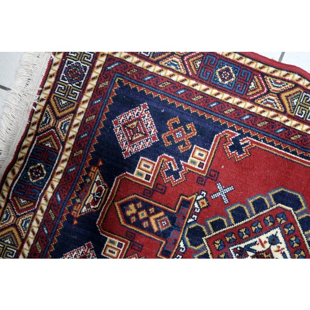 1950s, Vintage European Persian-Style Shiraz Rug 3 X 4 For Sale In New York - Image 6 of 12