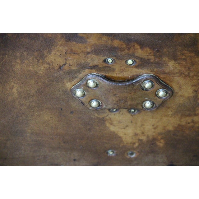 Antique Cube-Shaped Leather Trunk by Louis Vuitton, 1890s For Sale - Image 9 of 18