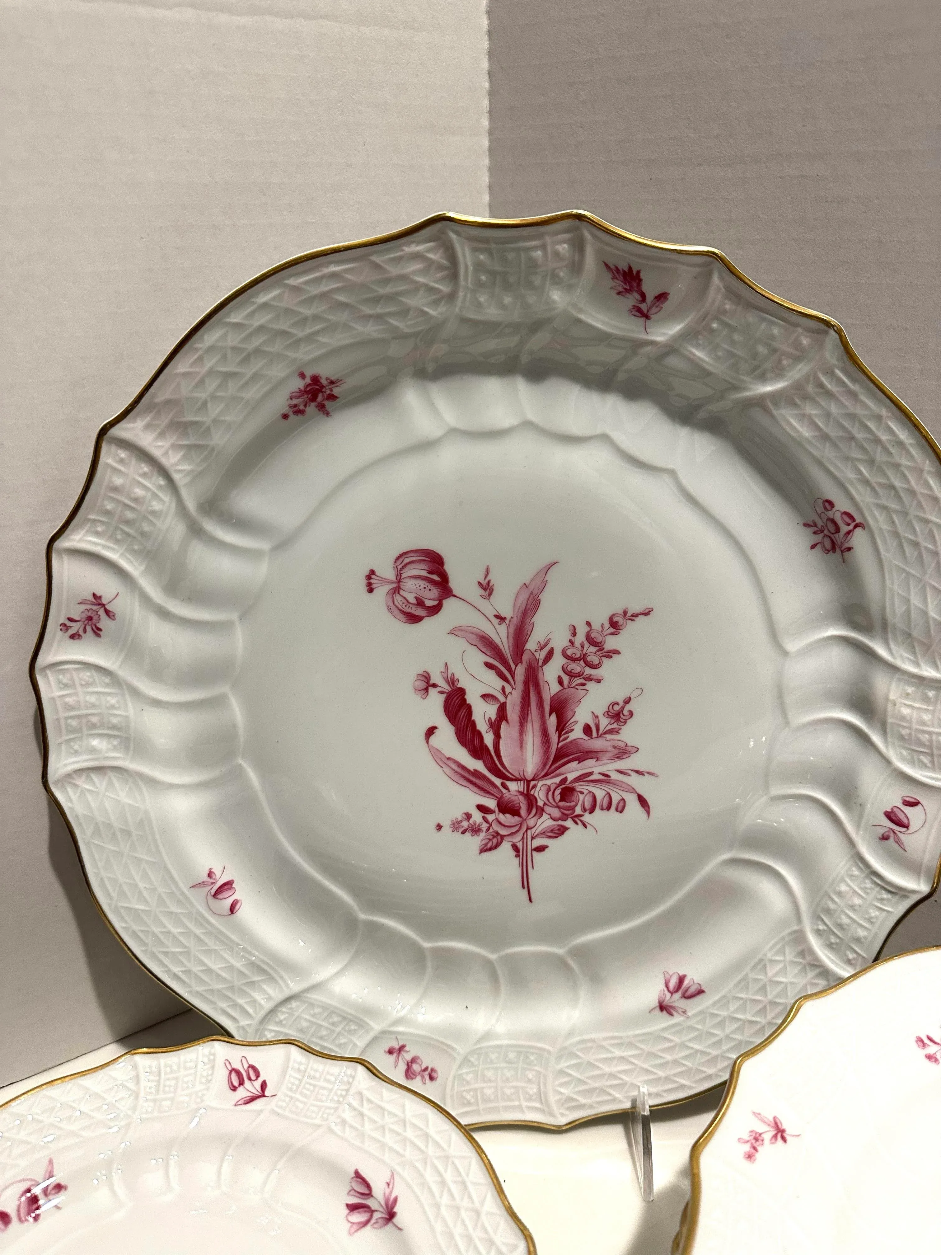 1960s Hutschenreuther Dresden Marina China Service for Eight- 42
