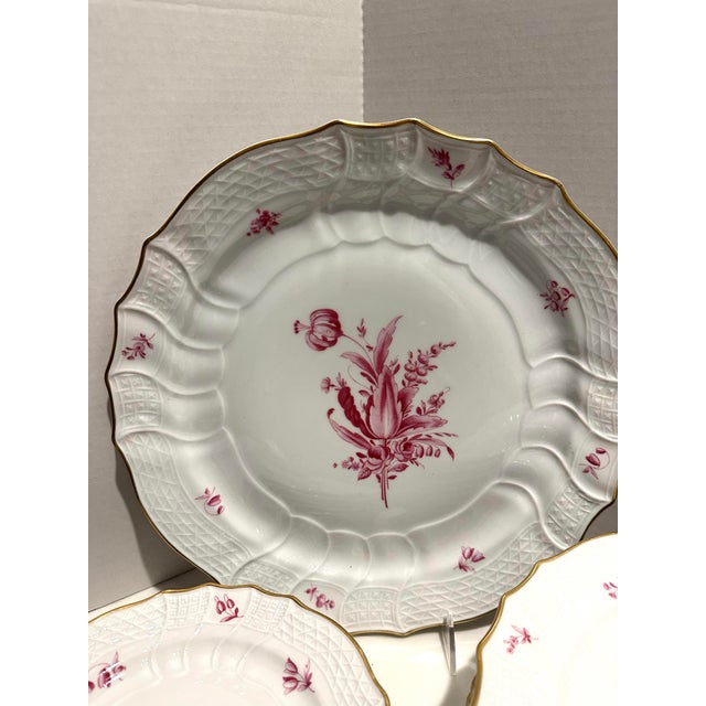 Ceramic 1960s Hutschenreuther Dresden Marina China Service for Eight- 42 Pieces For Sale - Image 7 of 9