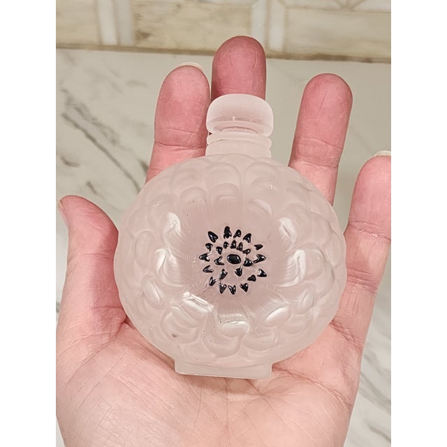 Glass 1900s 2 Lalique Dahlia Perfume Bottles For Sale - Image 7 of 9