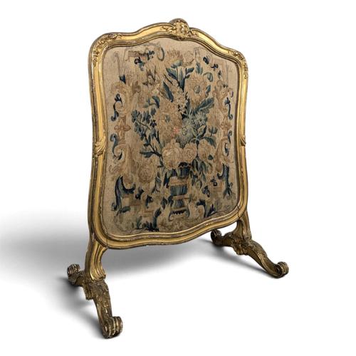 Blue Louis XV Style Fireplace Screen in Giltwood and Dotted Tapestry For Sale - Image 8 of 8