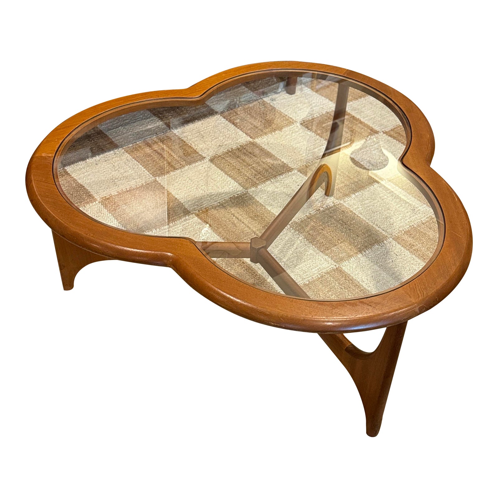 Mid Century Modern 3 Leaf Clover Coffee Table From the Stonehill ...
