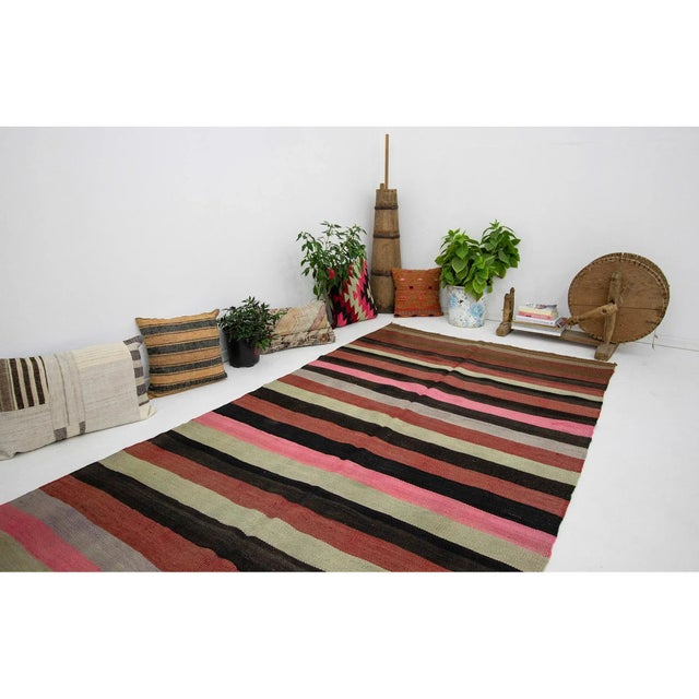 1960s Vintage Striped Turkish Kilim Rug- 4′7″ × 11′7″ For Sale In Los Angeles - Image 6 of 7