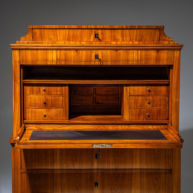 Biedermeier Secretaire Desk in Cherrywood, Germany, 1820 For Sale - Image 11 of 15