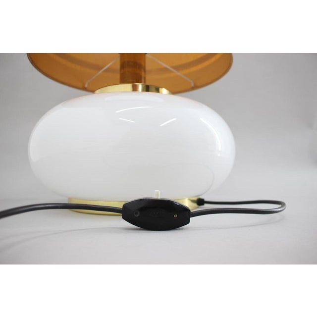 Cream Large Glass and Brass Table Lamp, Italy, 1970s For Sale - Image 8 of 18