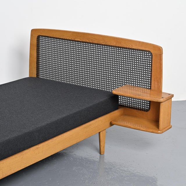 Single Bed by Roger Landault for Ligne Roset, France, 1965 For Sale - Image 11 of 15