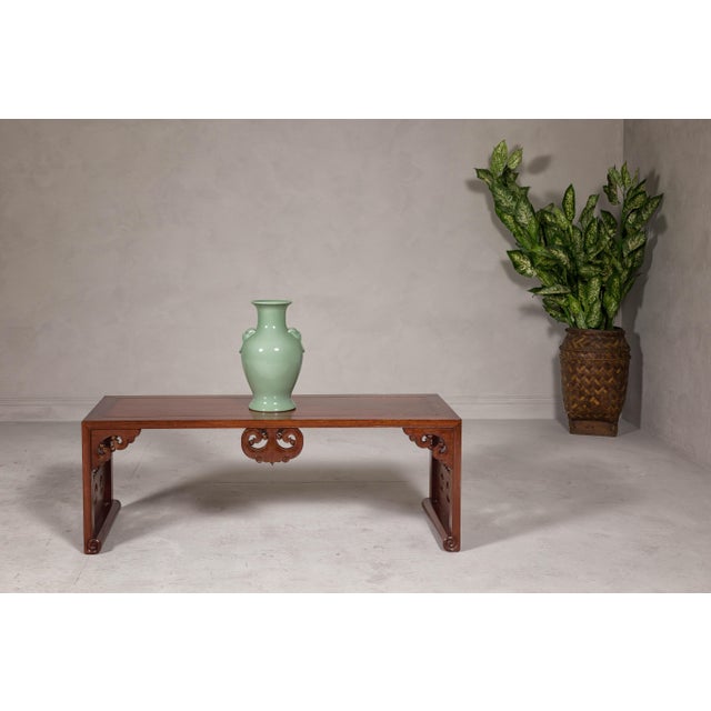 Early 20th Century Late Qing Dynasty Brown Lacquered Coffee Table with Openwork Cloud Motifs For Sale - Image 5 of 12