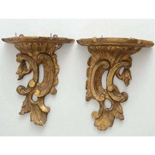 Rococo 18th Century Chippendale Style Carved Giltwood Wall Brackets - A Pair For Sale - Image 3 of 11