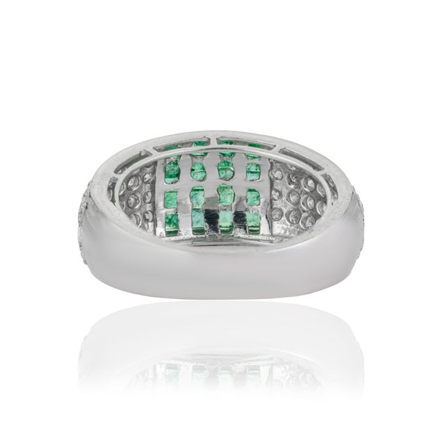 Metal Art Deco Square Cut Emerald Linear Stripe & 1.34 Ct Diamond Pavé Dome Unisex Ring Size 8 For Sale - Image 7 of 13