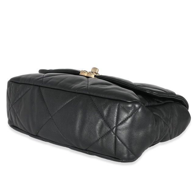 Animal Skin Black Shiny Lambskin Large Chanel 19 Flap Bag For Sale - Image 7 of 9