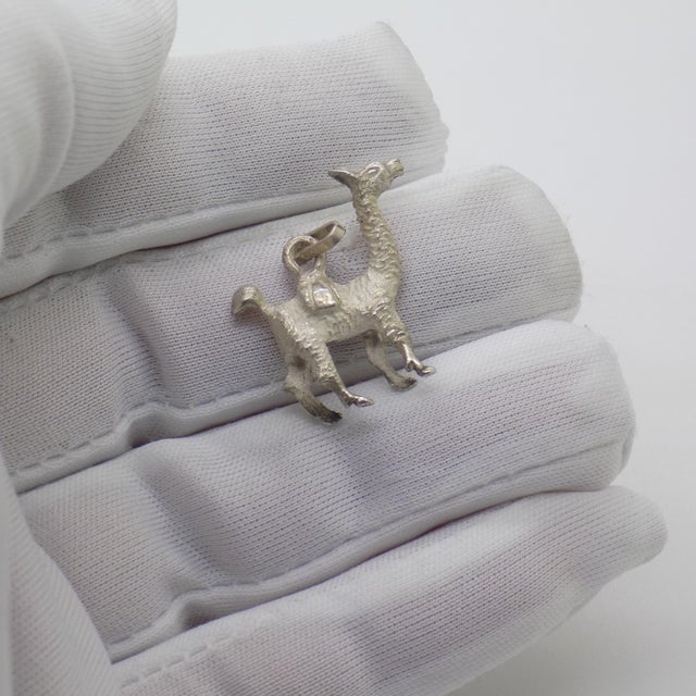 Charming vintage miniature depicting a llama, handmade in Italy between the 1970s and 1980s in solid sterling silver and...