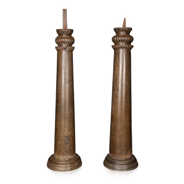 19th Century Indian Handcarved Architectural Columns, 1860s, Set of 2 For Sale - Image 16 of 16