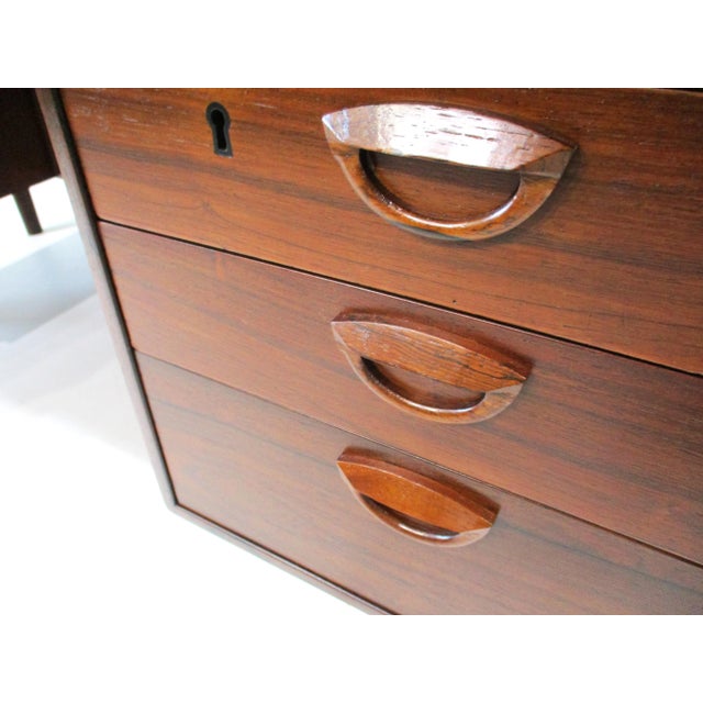 Kai Kristiansen Executive Rosewood Desk for Feldballes Denmark For Sale - Image 9 of 17
