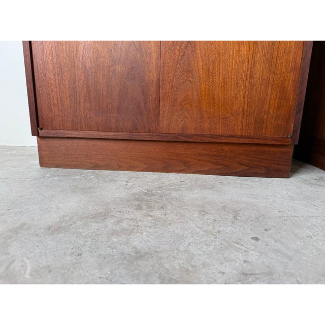 1960s Mid-Century Modern Jack Cartwright for Founders Furniture Walnut & Cane Storage Cabinets – A Pair For Sale - Image 16 of 16