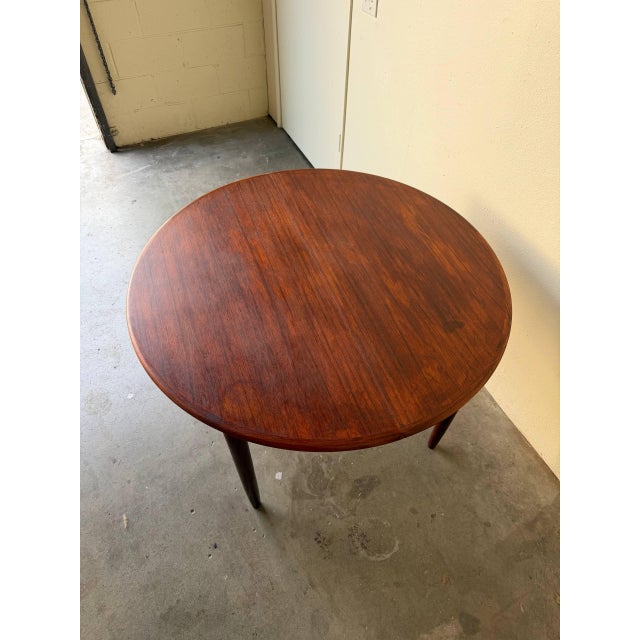 Vintage Danish Teak Round Dining Table – Mid Century Modern Scandinavian Table 1960s For Sale In Los Angeles - Image 6 of 8