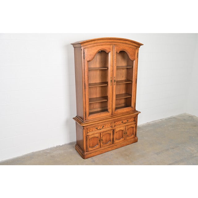 Thomasville Thomasville French Regency Louis XVI Carved Walnut Breakfront Bookcase Cabinet, Circa 1960s For Sale - Image 4 of 12