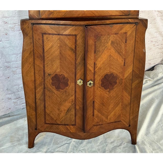 18th Century Italian Inlaid Walnut Two-Part Corner Cupboard For Sale - Image 11 of 13