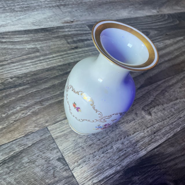 This vase is from the German Democratic Republic region (East Germany, after treaties were signed). She is made of ‘Fine...