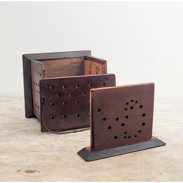 Bait Box, u.s.a., Circa 1900 For Sale - Image 9 of 10
