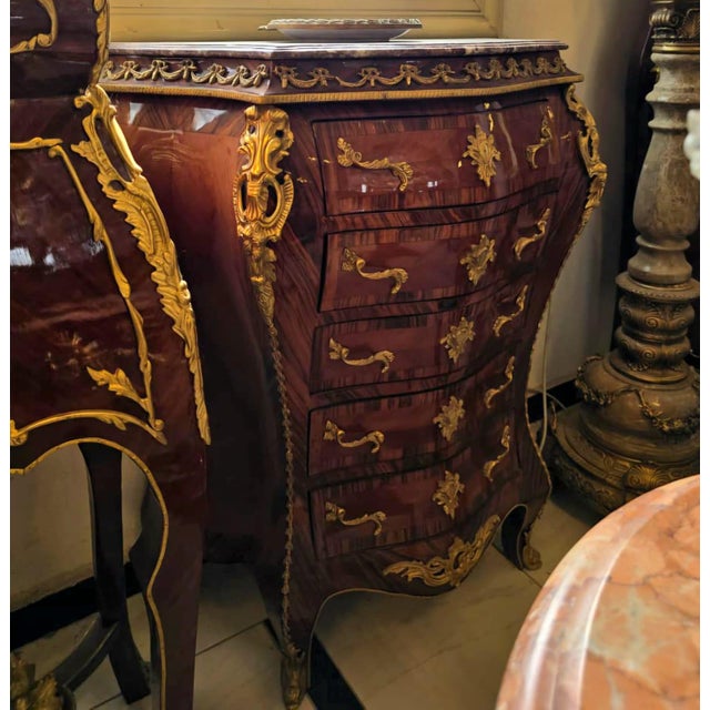 French French Bombe Lingerie Chest With Marble Top, Gold Leaf Accents & Five Functional Drawers For Sale - Image 3 of 3